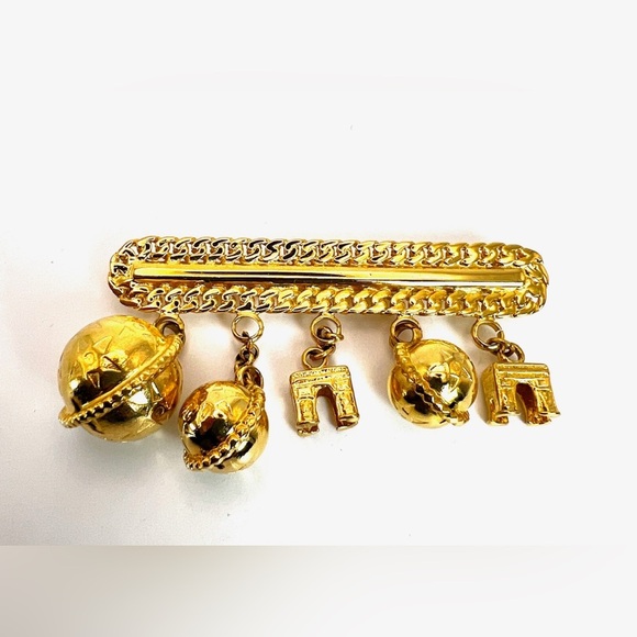 Celine Paris Gold Tone Brooch Arc de Triomphe - Picture 2 of 10